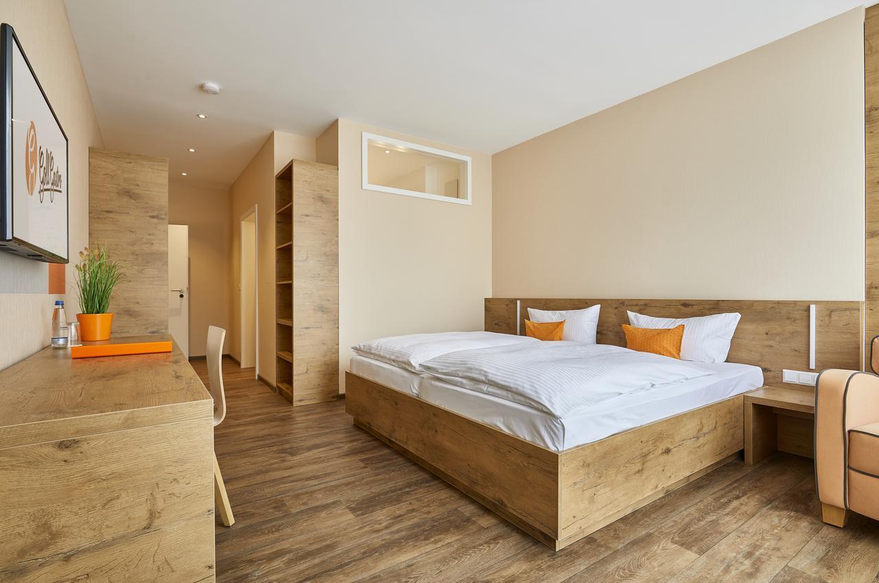 Hotel Goll Pforzheim-Niefern Extérieur photo