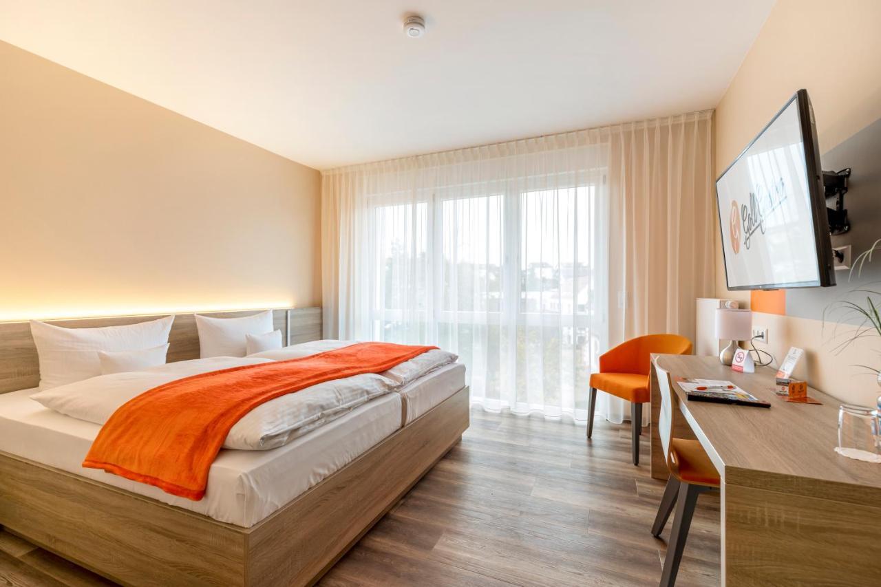 Hotel Goll Pforzheim-Niefern Extérieur photo